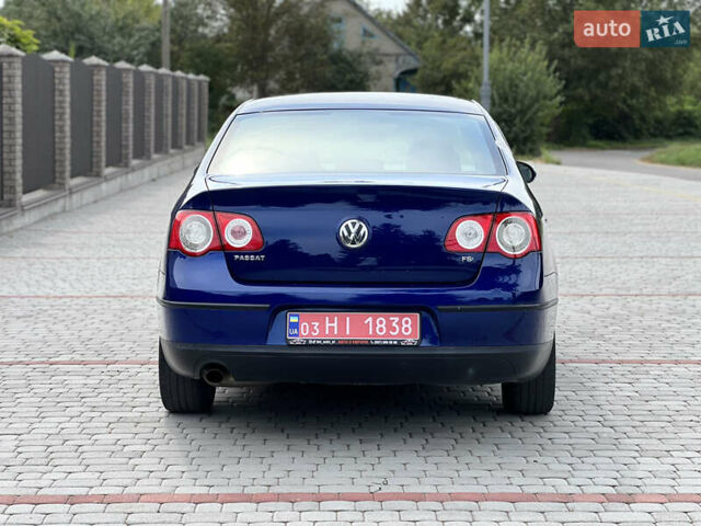 Синій Фольксваген Пассат, об'ємом двигуна 1.6 л та пробігом 252 тис. км за 5600 $, фото 7 на Automoto.ua