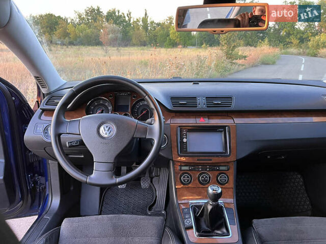 Синий Фольксваген Пассат, объемом двигателя 1.98 л и пробегом 190 тыс. км за 6900 $, фото 16 на Automoto.ua