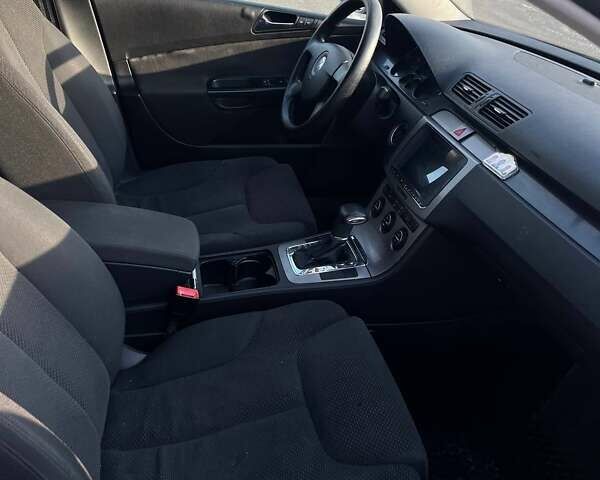 Синий Фольксваген Пассат, объемом двигателя 1.98 л и пробегом 241 тыс. км за 5000 $, фото 10 на Automoto.ua