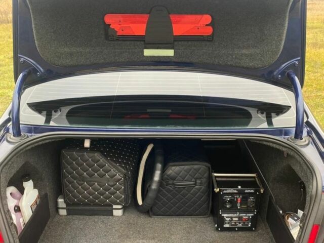 Синий Фольксваген Пассат, объемом двигателя 2 л и пробегом 300 тыс. км за 4000 $, фото 5 на Automoto.ua