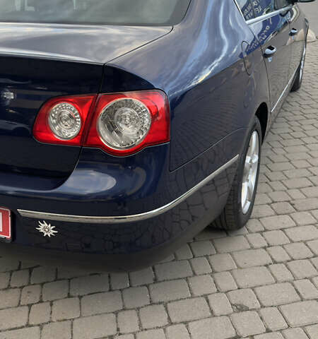 Синий Фольксваген Пассат, объемом двигателя 1.6 л и пробегом 283 тыс. км за 6900 $, фото 18 на Automoto.ua