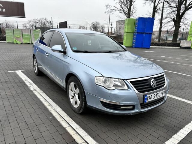 Синій Фольксваген Пассат, об'ємом двигуна 2 л та пробігом 300 тис. км за 6000 $, фото 1 на Automoto.ua