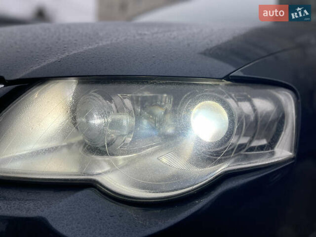 Синий Фольксваген Пассат, объемом двигателя 2 л и пробегом 287 тыс. км за 6850 $, фото 5 на Automoto.ua