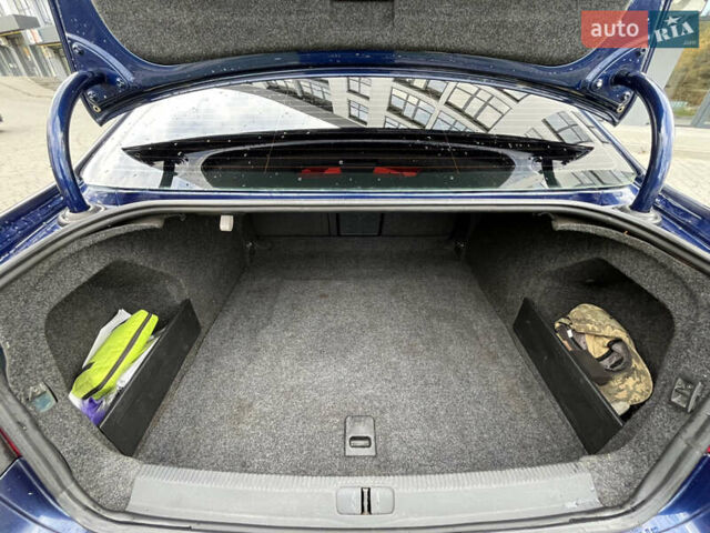 Синій Фольксваген Пассат, об'ємом двигуна 1.98 л та пробігом 320 тис. км за 5000 $, фото 53 на Automoto.ua