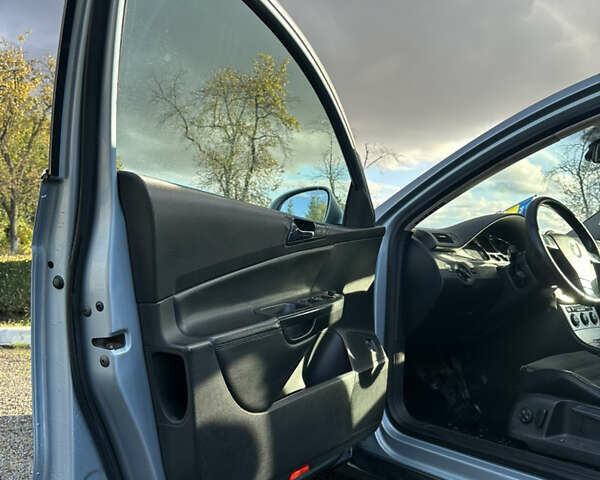 Синий Фольксваген Пассат, объемом двигателя 1.98 л и пробегом 284 тыс. км за 7000 $, фото 3 на Automoto.ua