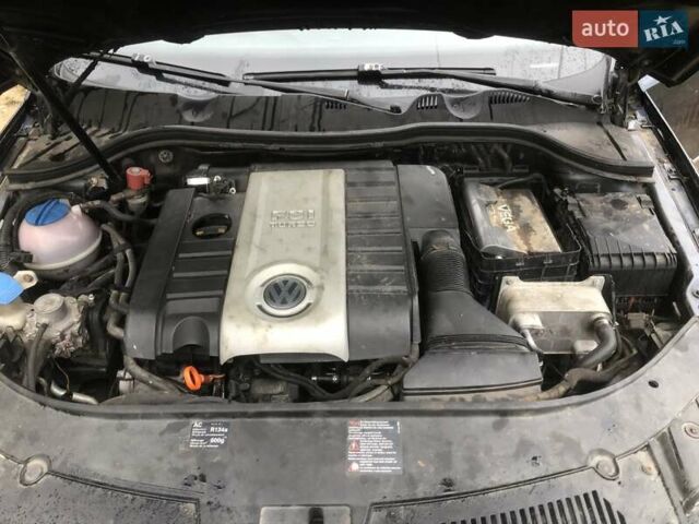 Фольксваген Пассат 2007 в Черновцах на Automoto.ua Синий Фольксваген Пассат, объемом двигателя 1.98 л и пробегом 300 тыс. км за 3800 $, фото 9 на Automoto.ua