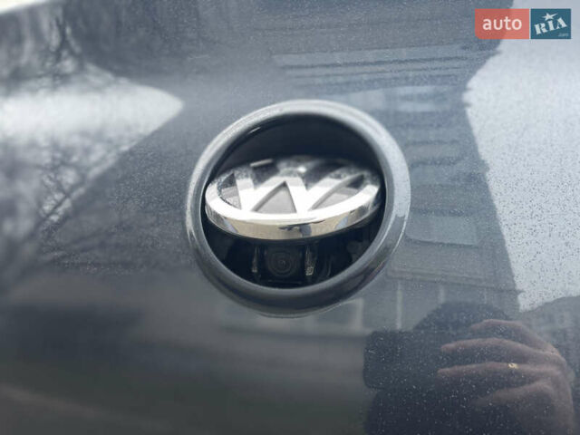 Синий Фольксваген Пассат, объемом двигателя 2 л и пробегом 287 тыс. км за 6850 $, фото 37 на Automoto.ua