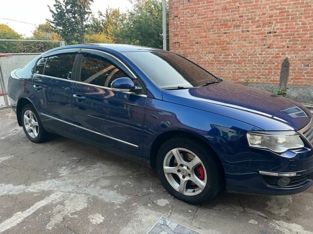 Синій Фольксваген Пассат, об'ємом двигуна 2 л та пробігом 230 тис. км за 7200 $, фото 5 на Automoto.ua