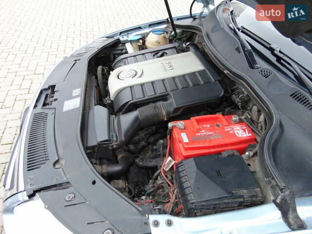 Синий Фольксваген Пассат, объемом двигателя 2 л и пробегом 230 тыс. км за 6300 $, фото 38 на Automoto.ua