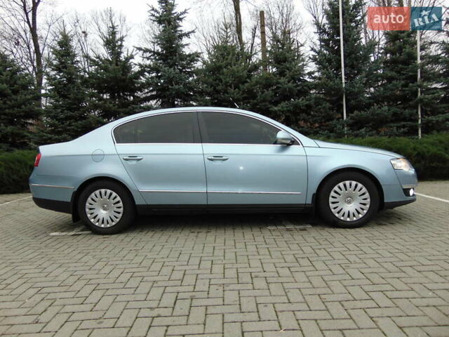 Синий Фольксваген Пассат, объемом двигателя 2 л и пробегом 230 тыс. км за 6300 $, фото 9 на Automoto.ua