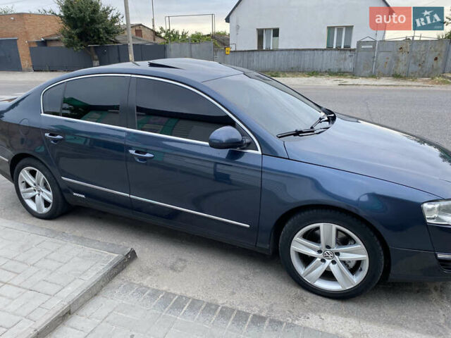 Синій Фольксваген Пассат, об'ємом двигуна 2 л та пробігом 320 тис. км за 7300 $, фото 2 на Automoto.ua