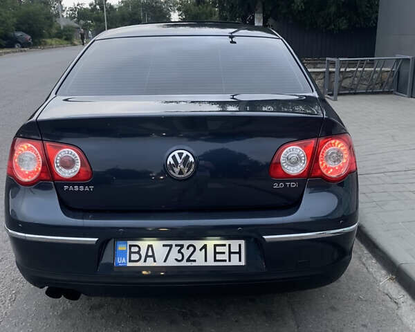Синій Фольксваген Пассат, об'ємом двигуна 2 л та пробігом 320 тис. км за 7300 $, фото 5 на Automoto.ua