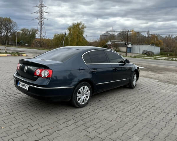 Фольксваген Пассат 2007 в Дубно на Automoto.ua Синий Фольксваген Пассат, объемом двигателя 2 л и пробегом 247 тыс. км за 5800 $, фото 8 на Automoto.ua