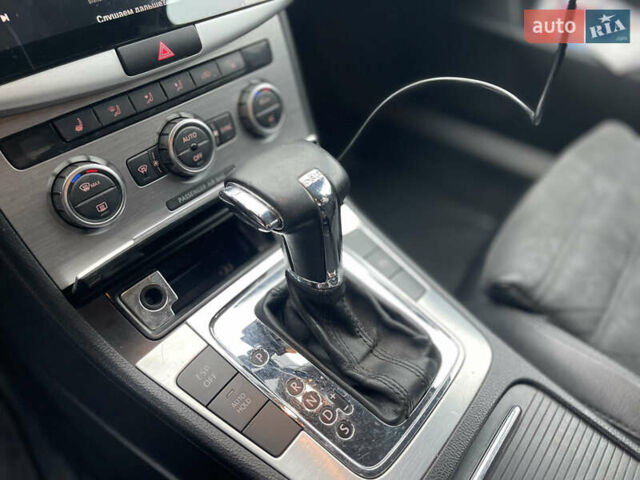 Синий Фольксваген Пассат, объемом двигателя 2 л и пробегом 287 тыс. км за 6850 $, фото 28 на Automoto.ua