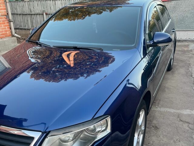 Синій Фольксваген Пассат, об'ємом двигуна 2 л та пробігом 230 тис. км за 7200 $, фото 2 на Automoto.ua