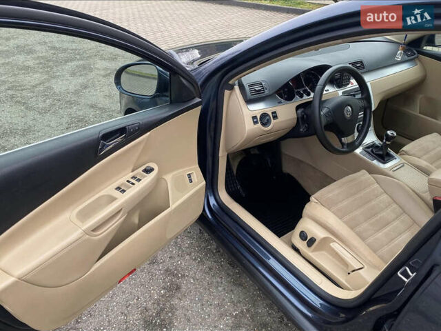 Синій Фольксваген Пассат, об'ємом двигуна 1.97 л та пробігом 270 тис. км за 7200 $, фото 18 на Automoto.ua