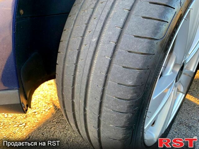 Синий Фольксваген Пассат, объемом двигателя 1.6 л и пробегом 250 тыс. км за 5800 $, фото 10 на Automoto.ua