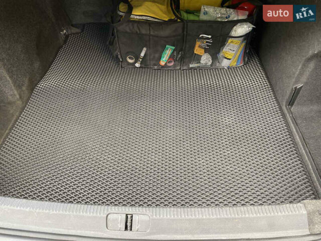 Синий Фольксваген Пассат, объемом двигателя 1.97 л и пробегом 205 тыс. км за 5300 $, фото 5 на Automoto.ua