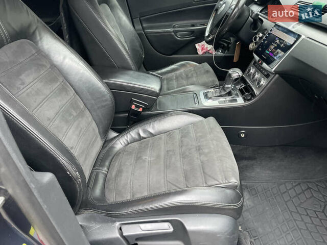 Синий Фольксваген Пассат, объемом двигателя 2 л и пробегом 287 тыс. км за 6850 $, фото 30 на Automoto.ua