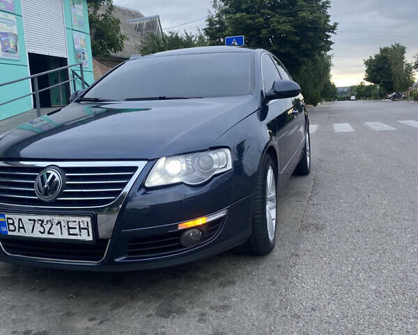 Синій Фольксваген Пассат, об'ємом двигуна 2 л та пробігом 320 тис. км за 7300 $, фото 1 на Automoto.ua