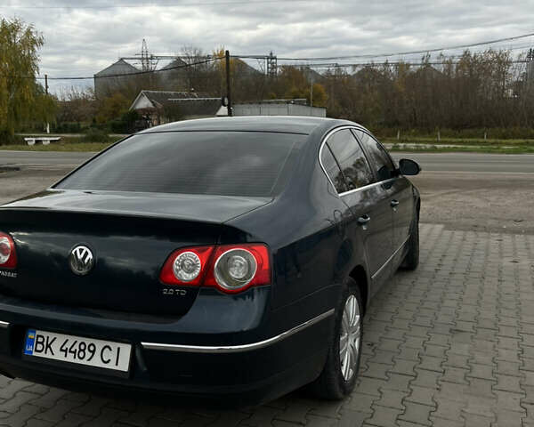 Фольксваген Пассат 2007 в Дубно на Automoto.ua Синий Фольксваген Пассат, объемом двигателя 2 л и пробегом 247 тыс. км за 5800 $, фото 6 на Automoto.ua