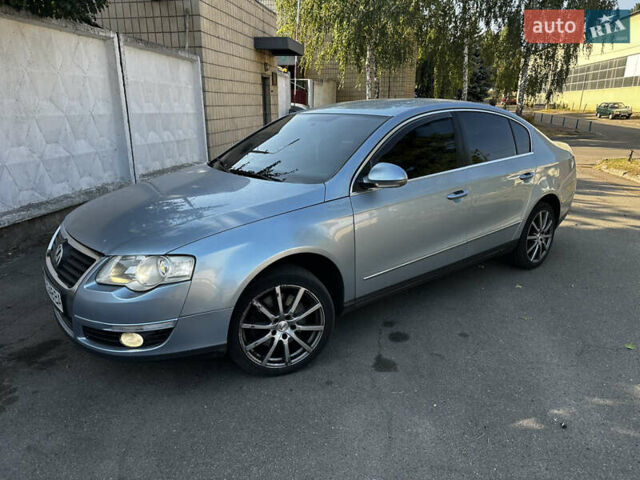 Синий Фольксваген Пассат, объемом двигателя 1.98 л и пробегом 400 тыс. км за 5100 $, фото 1 на Automoto.ua