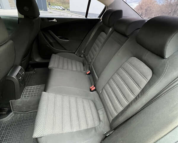 Синій Фольксваген Пассат, об'ємом двигуна 1.98 л та пробігом 320 тис. км за 5000 $, фото 32 на Automoto.ua