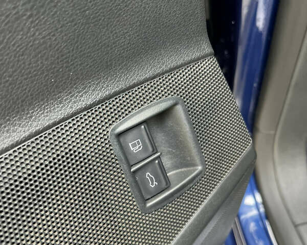 Синій Фольксваген Пассат, об'ємом двигуна 1.98 л та пробігом 320 тис. км за 5000 $, фото 48 на Automoto.ua