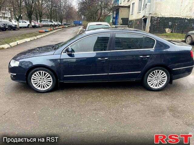 Синий Фольксваген Пассат, объемом двигателя 3.2 л и пробегом 286 тыс. км за 5200 $, фото 2 на Automoto.ua