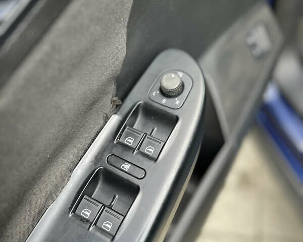 Синій Фольксваген Пассат, об'ємом двигуна 1.98 л та пробігом 320 тис. км за 5000 $, фото 49 на Automoto.ua