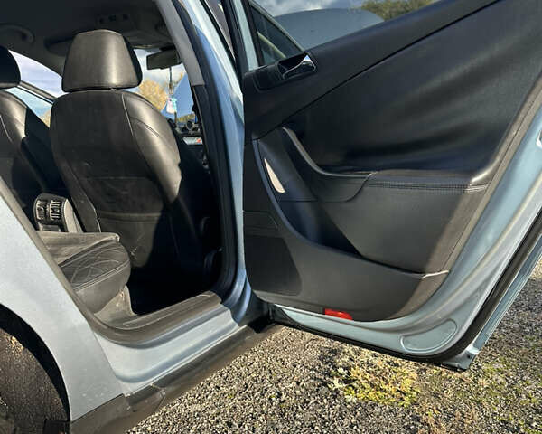 Синий Фольксваген Пассат, объемом двигателя 1.98 л и пробегом 284 тыс. км за 7000 $, фото 9 на Automoto.ua