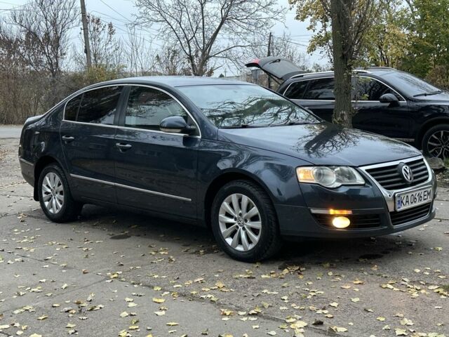 Синий Фольксваген Пассат, объемом двигателя 1.8 л и пробегом 2 тыс. км за 5900 $, фото 5 на Automoto.ua