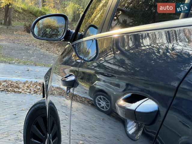 Синий Фольксваген Пассат, объемом двигателя 2 л и пробегом 287 тыс. км за 6950 $, фото 72 на Automoto.ua