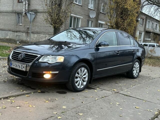 Синий Фольксваген Пассат, объемом двигателя 1.8 л и пробегом 2 тыс. км за 5900 $, фото 4 на Automoto.ua