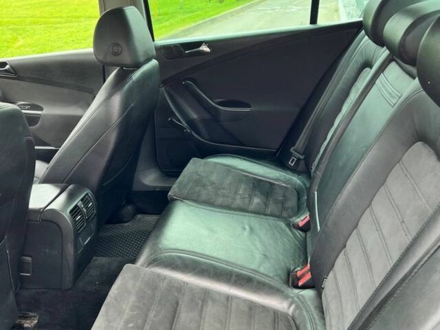 Синий Фольксваген Пассат, объемом двигателя 2 л и пробегом 422 тыс. км за 2899 $, фото 5 на Automoto.ua