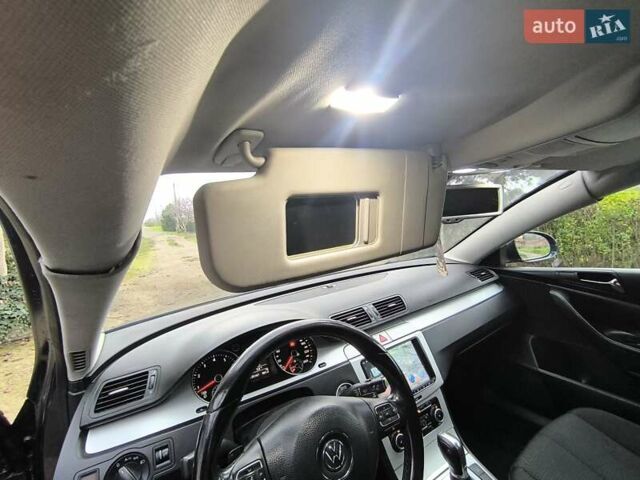 Синий Фольксваген Пассат, объемом двигателя 1.8 л и пробегом 135 тыс. км за 6800 $, фото 28 на Automoto.ua