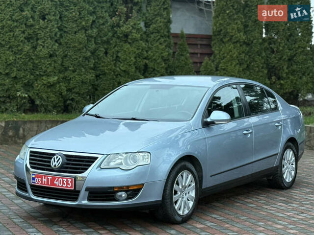 Синий Фольксваген Пассат, объемом двигателя 1.4 л и пробегом 210 тыс. км за 5650 $, фото 2 на Automoto.ua
