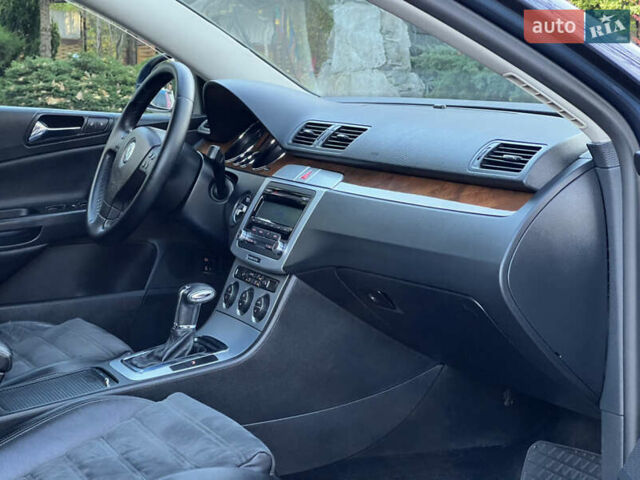 Синий Фольксваген Пассат, объемом двигателя 2 л и пробегом 287 тыс. км за 6950 $, фото 97 на Automoto.ua