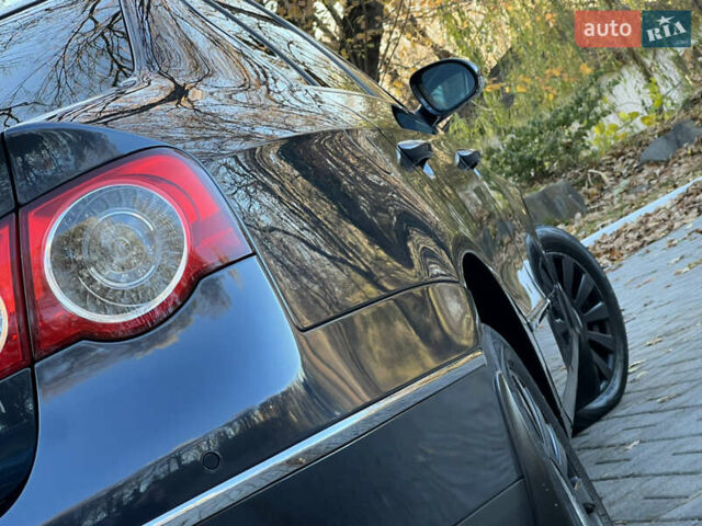 Синий Фольксваген Пассат, объемом двигателя 2 л и пробегом 287 тыс. км за 6950 $, фото 49 на Automoto.ua