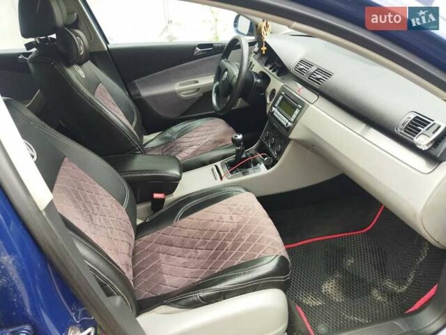 Синий Фольксваген Пассат, объемом двигателя 1.9 л и пробегом 320 тыс. км за 5299 $, фото 3 на Automoto.ua