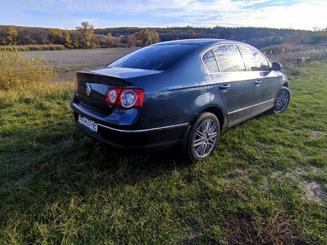 Синий Фольксваген Пассат, объемом двигателя 1.8 л и пробегом 70 тыс. км за 8900 $, фото 6 на Automoto.ua