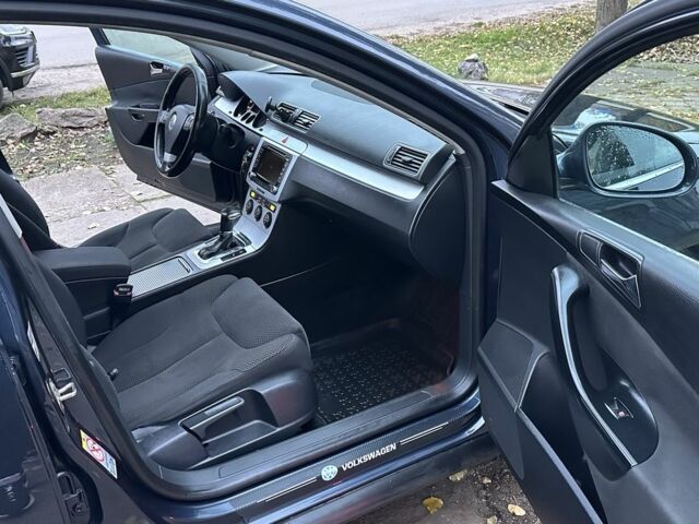 Синий Фольксваген Пассат, объемом двигателя 1.8 л и пробегом 2 тыс. км за 5900 $, фото 7 на Automoto.ua