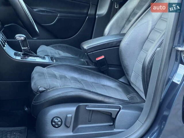 Синий Фольксваген Пассат, объемом двигателя 2 л и пробегом 287 тыс. км за 6950 $, фото 85 на Automoto.ua