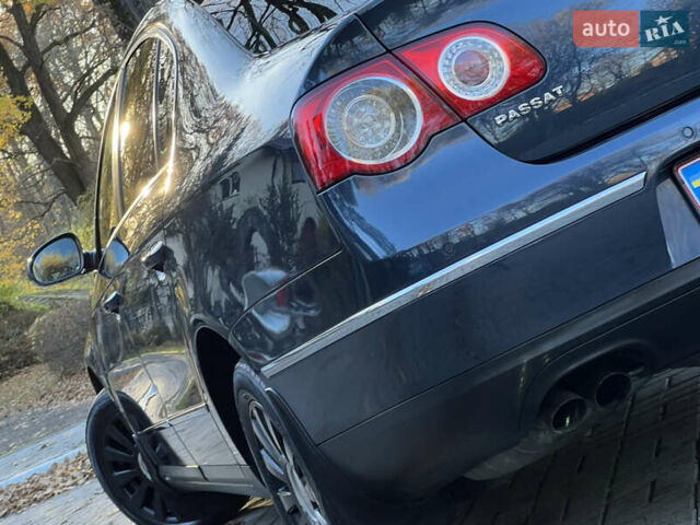 Синий Фольксваген Пассат, объемом двигателя 2 л и пробегом 287 тыс. км за 6950 $, фото 65 на Automoto.ua
