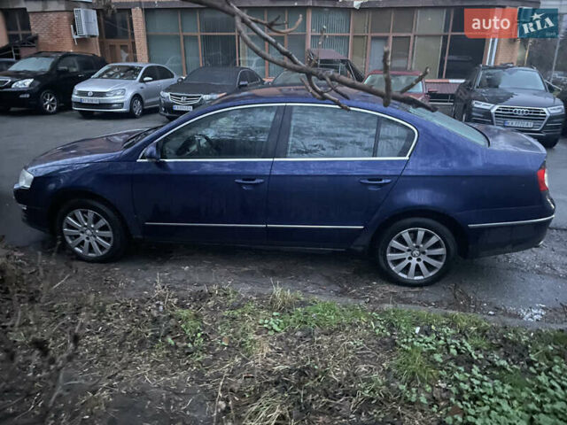 Синій Фольксваген Пассат, об'ємом двигуна 2 л та пробігом 370 тис. км за 7000 $, фото 3 на Automoto.ua