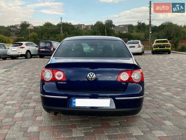 Синій Фольксваген Пассат, об'ємом двигуна 1.8 л та пробігом 205 тис. км за 5500 $, фото 4 на Automoto.ua