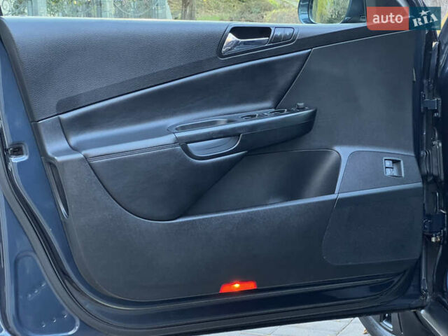 Синий Фольксваген Пассат, объемом двигателя 2 л и пробегом 287 тыс. км за 6950 $, фото 77 на Automoto.ua