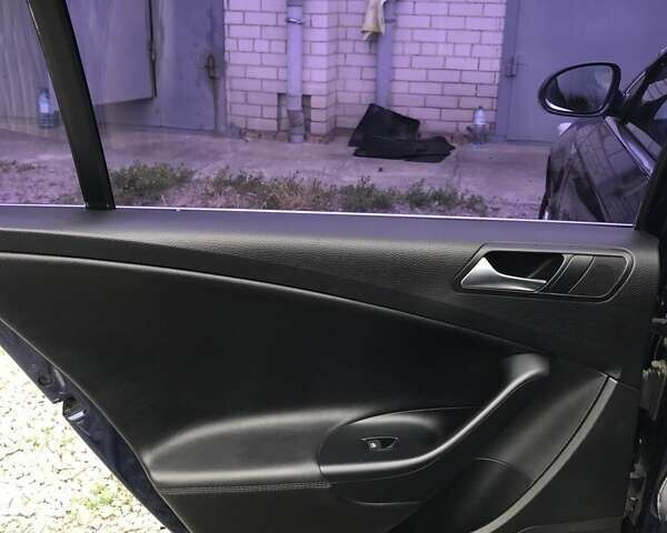 Синій Фольксваген Пассат, об'ємом двигуна 1.8 л та пробігом 260 тис. км за 7150 $, фото 15 на Automoto.ua