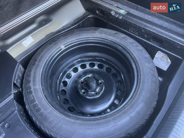 Синий Фольксваген Пассат, объемом двигателя 2 л и пробегом 287 тыс. км за 6950 $, фото 136 на Automoto.ua