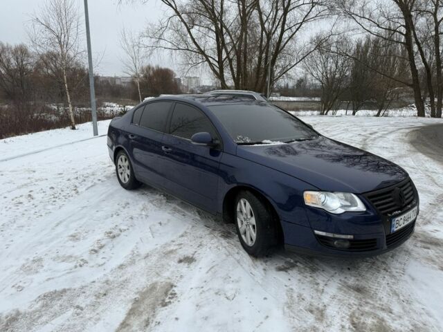 Синий Фольксваген Пассат, объемом двигателя 2 л и пробегом 265 тыс. км за 7200 $, фото 12 на Automoto.ua